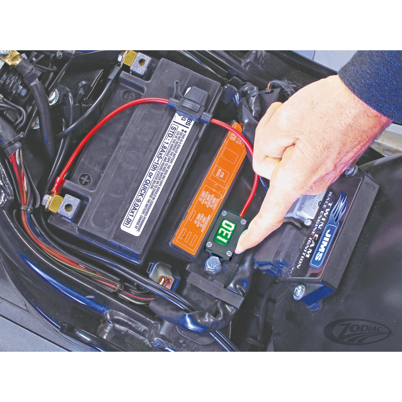 VOLTMETRE ET DIAGNOSTIQUE JIMS A BORD